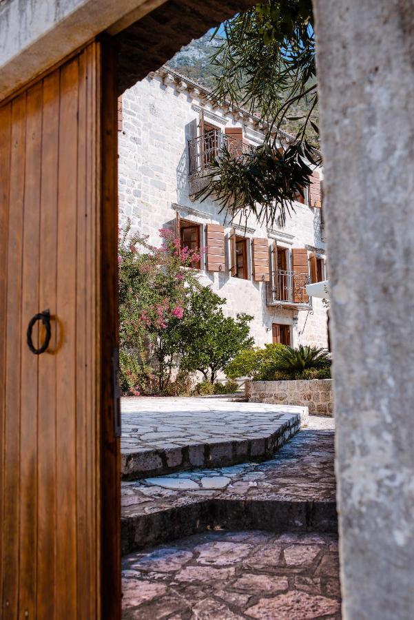 Guesthouse Mrshe Palace Perast Exterior photo
